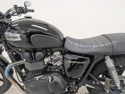Triumph 2013 TRIUMPH 865CC BONNEVILLE A2 Black