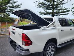 2017 Toyota Hilux SR5