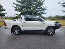 2017 Toyota Hilux SR5
