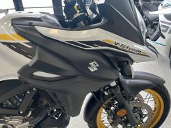 2023 Suzuki V-STROM 650XT (DL650XA) WHITE
