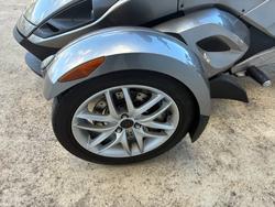 2013 BRP SPYDER ST Silver