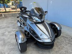 2013 BRP SPYDER ST Silver