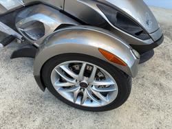 2013 BRP SPYDER ST Silver