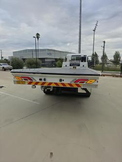 2025 Isuzu F Series FYJ300-350