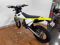 2022 Husqvarna FE250 WHITE