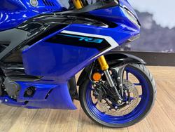 2025 Yamaha YZF-R3 BLUE