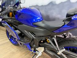 2025 Yamaha YZF-R3 BLUE