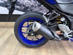 2025 Yamaha YZF-R3 BLUE