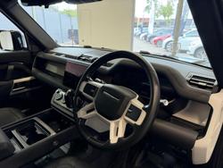 2021 Land Rover Defender 110 P400 SE