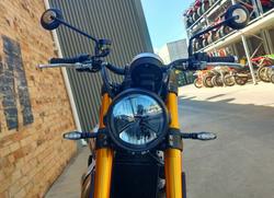 2026 TRIUMPH SCRAMBLER 900 KHAKI