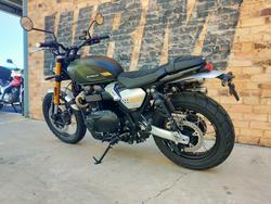 2026 TRIUMPH SCRAMBLER 900 KHAKI