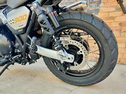 2026 TRIUMPH SCRAMBLER 900 KHAKI