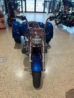 2022 Harley-Davidson Freewheeler 114 (FLRT) Freewheeler Blue