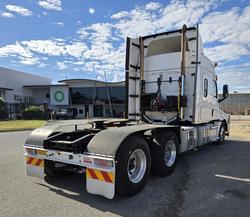 2022 Freightliner Cascadia WHITE