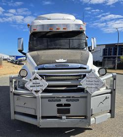 2022 Freightliner Cascadia WHITE
