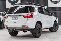 2014 Isuzu MU-X LS-M MY14 4X4 Dual Range Silky White