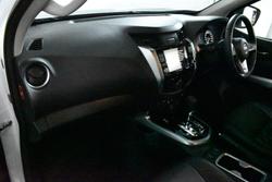 2023 Nissan Navara ST-X