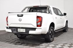 2023 Nissan Navara ST-X
