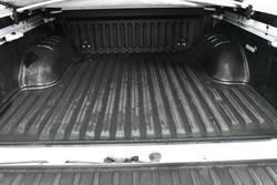 2023 Nissan Navara ST-X