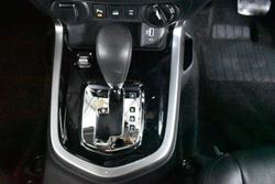 2023 Nissan Navara ST-X