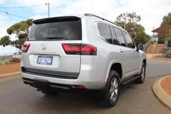 2021 Toyota Landcruiser VX