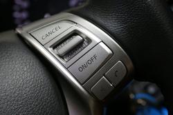 2020 Nissan Navara ST