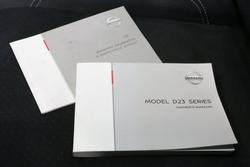 2020 Nissan Navara ST