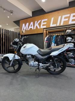 2014 Honda CB125E White