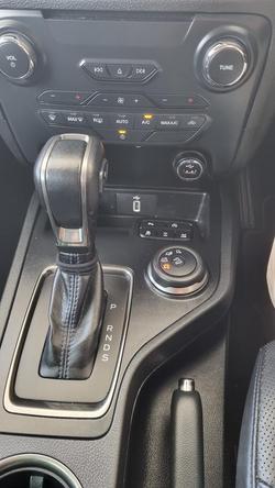 2020 Ford Everest Sport