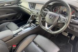 2018 Holden Calais V