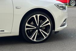 2018 Holden Calais V