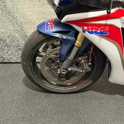 2010 Honda CBR1000RR (FIREBLADE) White