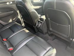 2022 Volvo XC40 Ultimate B5 Dark