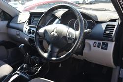 2012 Mitsubishi Triton GL-R