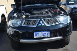 2012 Mitsubishi Triton GL-R