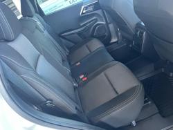 2023 Mitsubishi Outlander LS