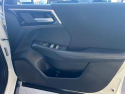 2023 Mitsubishi Outlander LS