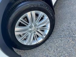 2023 Mitsubishi Outlander LS