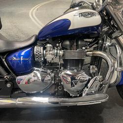 2012 Triumph AMERICA Blue
