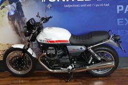 2023 MOTO GUZZI V7 SPECIAL White