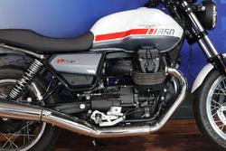 2023 MOTO GUZZI V7 SPECIAL White