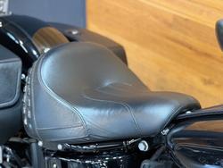 2022 HARLEY-DAVIDSON FLHCS HERITAGE CLASSIC 114