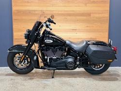 2022 HARLEY-DAVIDSON FLHCS HERITAGE CLASSIC 114