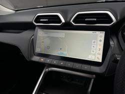 2025 MG ZS Essence Hybrid+