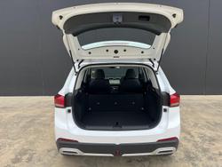 2025 MG ZS Essence Hybrid+