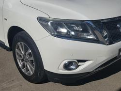 2015 Nissan Pathfinder ST-L