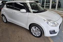 2019 Suzuki Swift GL Navigator AZ Pure White