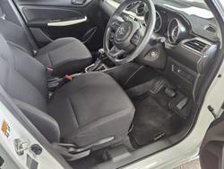 2019 Suzuki Swift GL Navigator AZ Pure White
