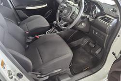 2019 Suzuki Swift GL Navigator AZ Pure White