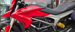 2013 DUCATI HYPERSTRADA RED